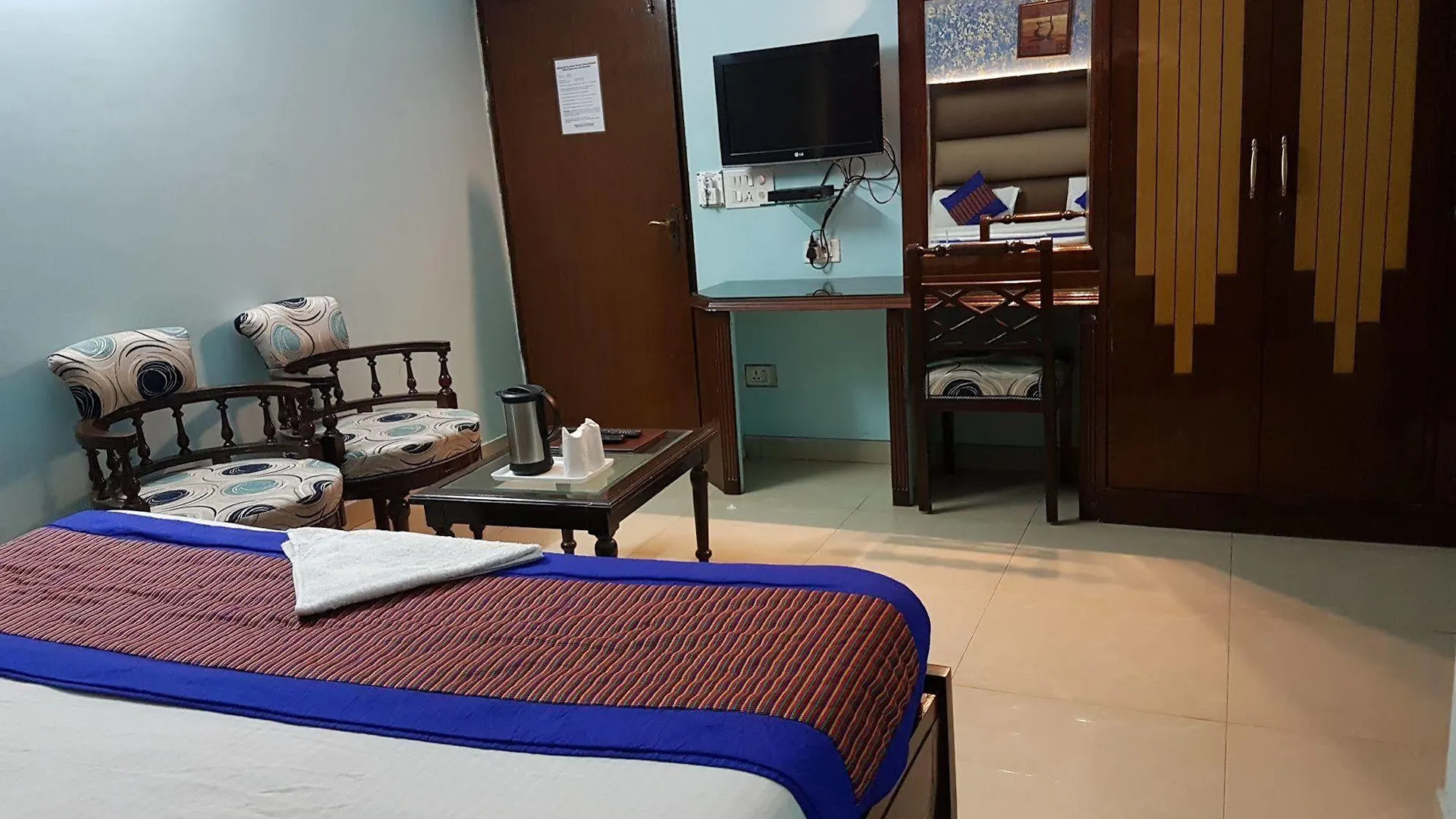 Treebo Paras International Delhi  3*, Delhi (National Capital Territory of India)