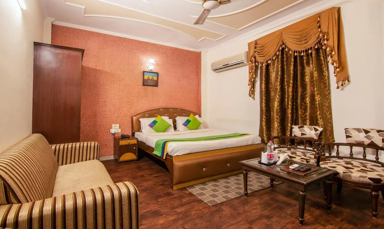 Treebo Paras International location