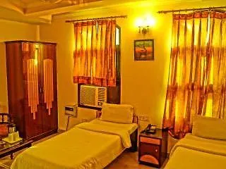 Treebo Paras International Delhi  3*, Delhi (National Capital Territory of India)