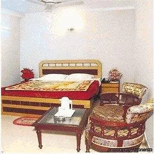 Treebo Paras International Delhi  Hotel